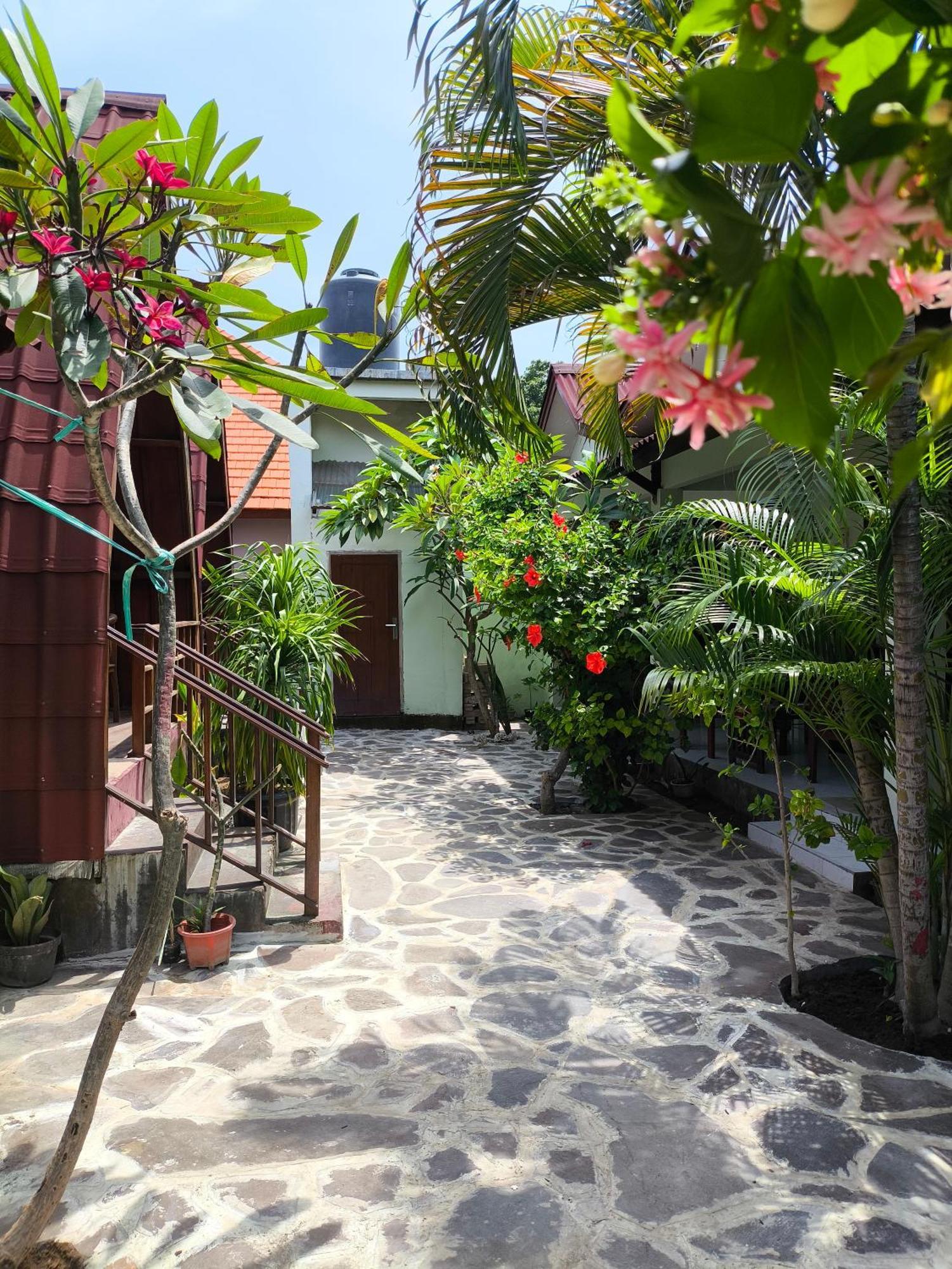 Gili Mesari Cottages & Homestay Gili Trawangan Bagian luar foto